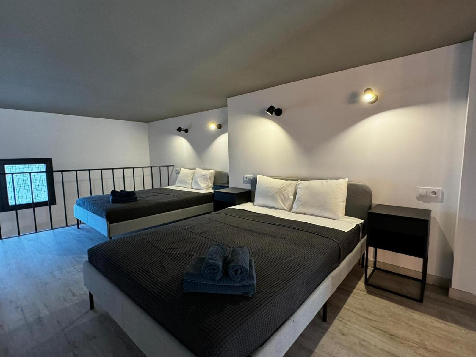 Melia Y Fuster 23C Aparthotel บาเลนเซีย ภายนอก รูปภาพ