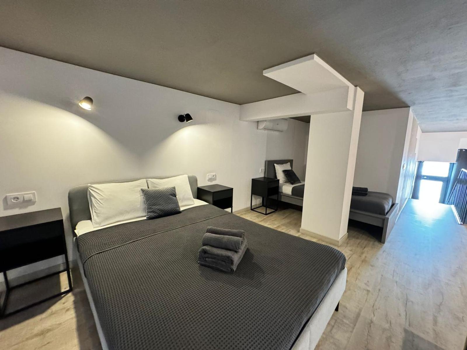 Melia Y Fuster 23C Aparthotel บาเลนเซีย ภายนอก รูปภาพ
